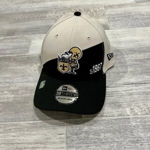 New Orleans Saints New Era 39Thirty 2023 Sideline Historic Beige NFL Cap Hat M/L
